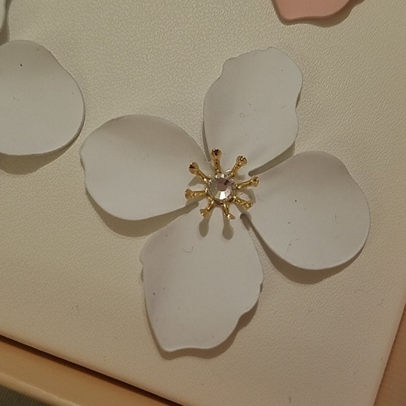 C&C California 2 pair statement earrings - Picture 3 of 3